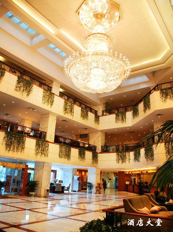 Lanzhou Legend Hotel Exterior photo